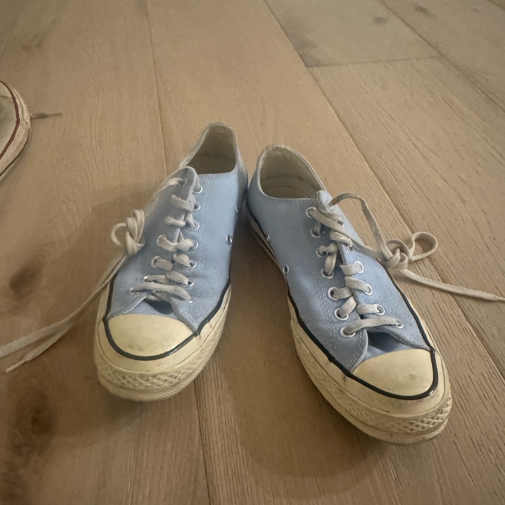 Converse  Blue Canvas men’s size 8.5
